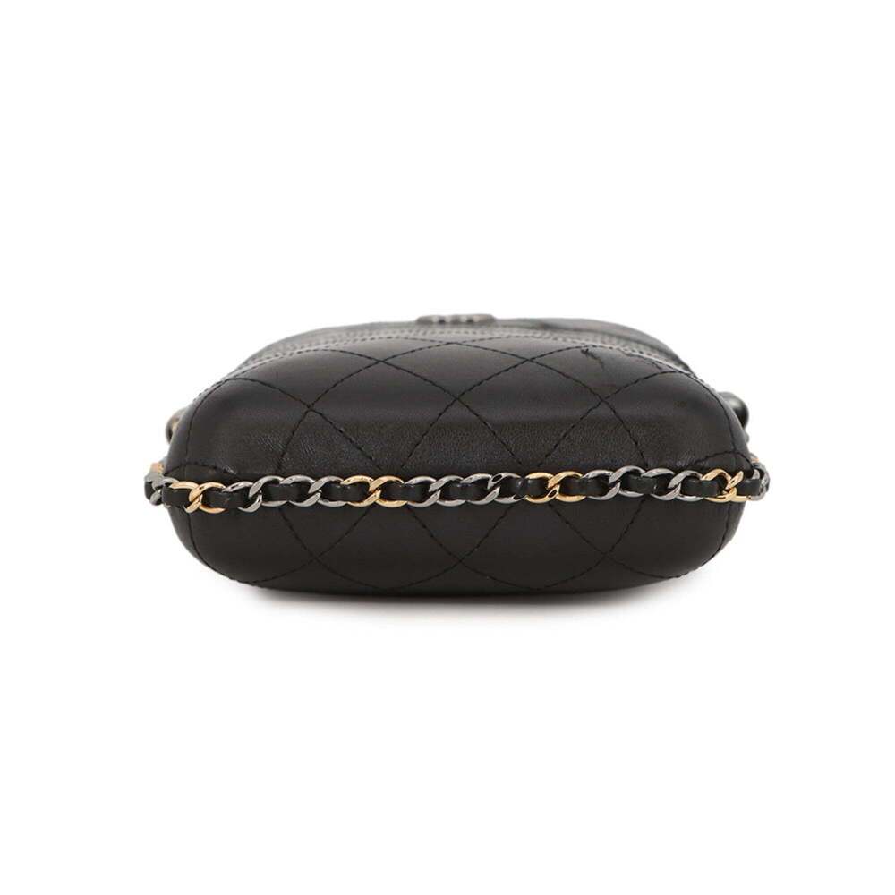 CHANEL Black Lambskin Leather Logo Wallet - Picture 3 of 14